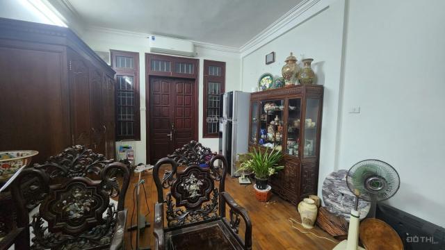 Bán nhà mặt phố Nguyễn Thiệp 82m, 8T thang máy, KD các loại hình 35 tỷ. LH: 0366051369