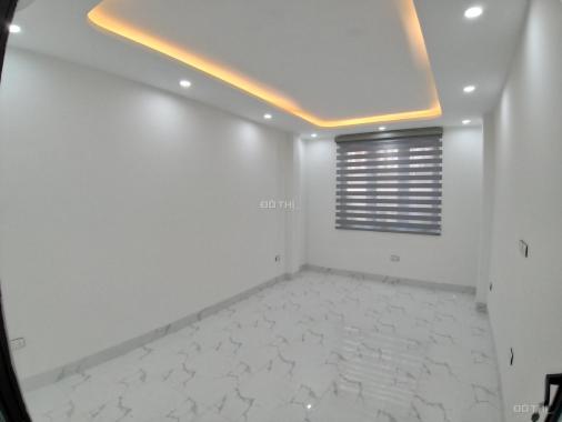 Bán nhà mới đẹp Xuân Thủy. KD, thang máy. DT 48/52m2, 6 tầng, mặt tiền 3,4m, giá 11 tỷ