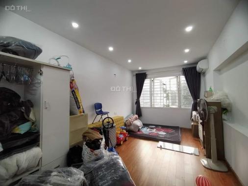 Trương Định, Hai Bà Trưng, nhà mới ở ngay, lô góc, 48m2, 5 tầng, giá chỉ 5 tỉ2