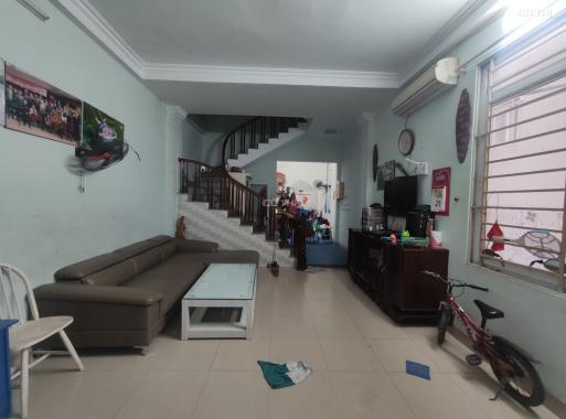 CHỦ NHÀ TẶNG 200 TRIỆU NỘI THẤT NHÀ TRẦN QUỐC VƯỢNG 44M2 gần phố 4 tỷ 2