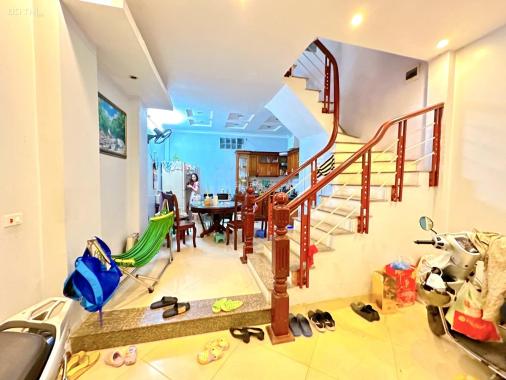 Nhà phố Phan Kế Bính, quận Ba Đình, 42m2, mặt tiền 4.5m, 5 tầng 6 phòng ngủ, nhỉnh 4 tỷ