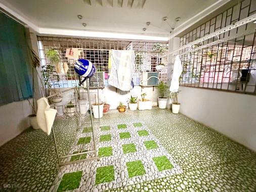 Nhà phố Phan Kế Bính, quận Ba Đình, 42m2, mặt tiền 4.5m, 5 tầng 6 phòng ngủ, nhỉnh 4 tỷ