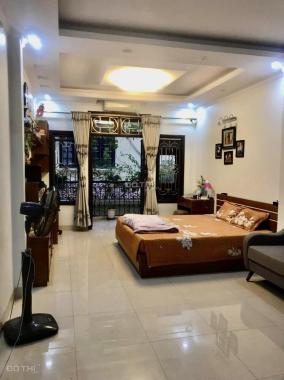 Bán nhà Lý Nam Đế, quận Hoàn Kiếm-75M  x5T-MT 4M-Hiếm-Ô tô đỗ cửa-An ninh tốt-Sát phố-Chỉ 17.5 tỷ