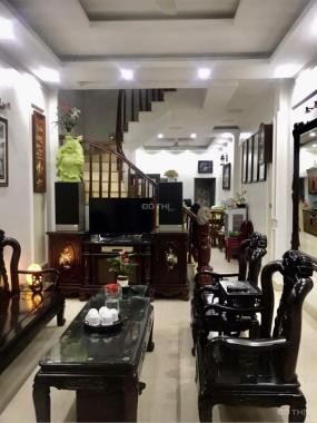 Bán nhà Lý Nam Đế, quận Hoàn Kiếm-75M  x5T-MT 4M-Hiếm-Ô tô đỗ cửa-An ninh tốt-Sát phố-Chỉ 17.5 tỷ