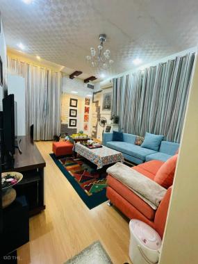 Bán gấp căn Pháo Đài Láng, Đống Đa, ngõ Ô Tô, lô góc 3 thoáng, kinh doanh: 62m2 4 tầng giá 10 tỷ