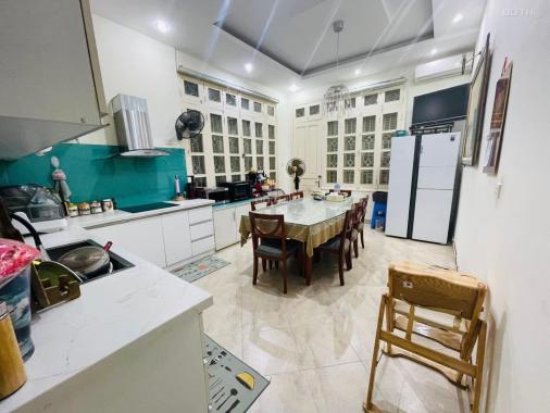 Bán gấp căn Pháo Đài Láng, Đống Đa, ngõ Ô Tô, lô góc 3 thoáng, kinh doanh: 62m2 4 tầng giá 10 tỷ