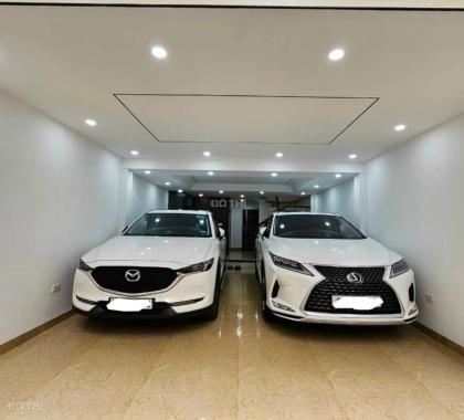 Bán nhà Phố Nguyễn Khánh Toàn, phân lô, gara 2 ô tô, ô tô tránh, kinh doanh, 65m2 giá 11 Tỷ
