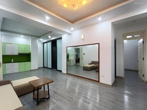 Cần bán gấp căn 2 ngủ toà 5A Lê ĐỨc Thọ 68m2, 2PN, view đẹp, giá chốt linh động