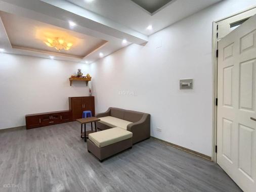 Cần bán gấp căn 2 ngủ toà 5A Lê ĐỨc Thọ 68m2, 2PN, view đẹp, giá chốt linh động