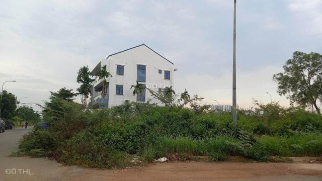 Bán đất biệt thự phú nhuận mặt tiền sông đường Đỗ Xuân Hợp Q.9 (396.6m2) 115 tr/m2 LH. 0918 481 296