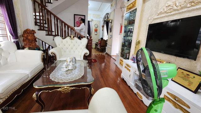 Cần bán gấp Biệt thự Tự Hoàn Thiện đang ở tâm huyết tưng chi tiết giá 12.5 tỉ