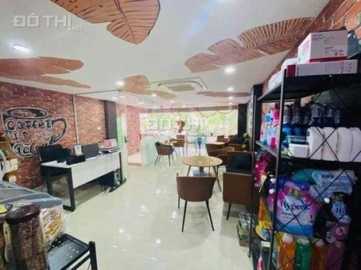 TOÀ NHÀ VĂN PHÒNG CẦU GIẤY GIÁ QUÁ HỜI 22 TỶ