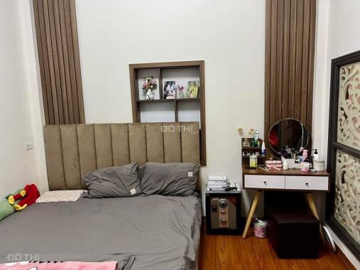 Bán Nhà Trung Tâm Thanh Xuân , Khương Đình, gần ngã tư sở, DT 48m x 5 tầng giá nhỉnh 5 tỷ . có TL.