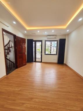 Bán nhà Ngõ 41 Thái Hà, Đống Đa, nhà mới 40 m2x 6T, ngõ thoáng rộng, cách ô tô 50m.