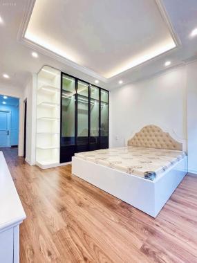 Bán Gấp Nhà Nguyễn Khánh Toàn – 7T Thang máy – Lô Góc – Ngõ Oto Tải – Kinh Doanh - Hạ sâu 3 Tỷ.