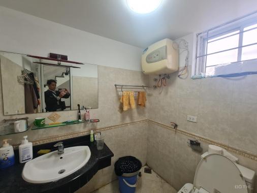 Trần Đại Nghĩa, Hai Bà Trưng, nhà mới ở ngay, cách 1 nhà ra phố, lô góc, oto, 45m2, giá chỉ 4 tỉ 8
