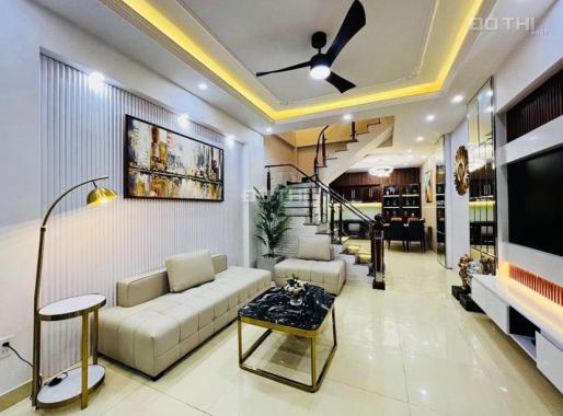 Hot Ô TÔ đỗ cửa –  LÔ GÓC NHÀ ĐẸP  Cầu Giấy 35Mx 4 ngủ nhỉnh 3 tỷ