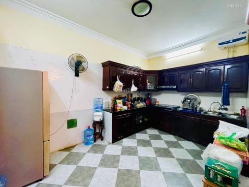 Bán nhà phố Võ Chí Công, 60m x 4 tầng, ở và kinh doanh giá 7 tỷ
