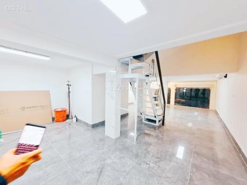Bán nhà mới 8 tầng phố Cự Lộc - Thanh Xuân - Diện tích 100m2 - View hồ thoáng giá cực tốt