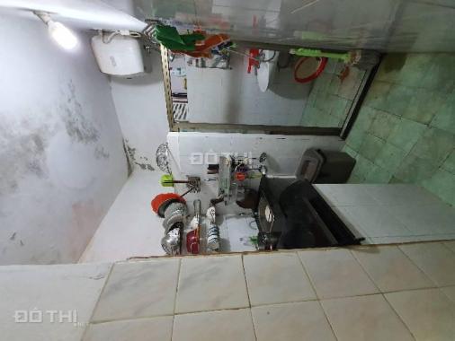 Tập thể tầng 3 căn góc 3 mặt thoáng ngã 3 Tây Sơn - Vĩnh Hồ, giá 1.2 tỷ