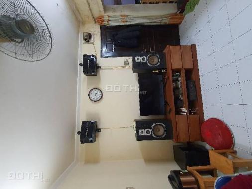Tập thể tầng 3 căn góc 3 mặt thoáng ngã 3 Tây Sơn - Vĩnh Hồ, giá 1.2 tỷ