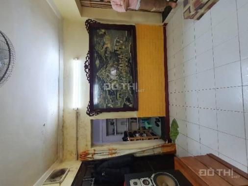 Tập thể tầng 3 căn góc 3 mặt thoáng ngã 3 Tây Sơn - Vĩnh Hồ, giá 1.2 tỷ