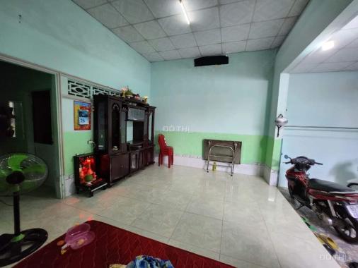 Bán nhà lầu hẻm 150 đường Trần Quang Diệu . Giá cực rẽ . Sổ hồng