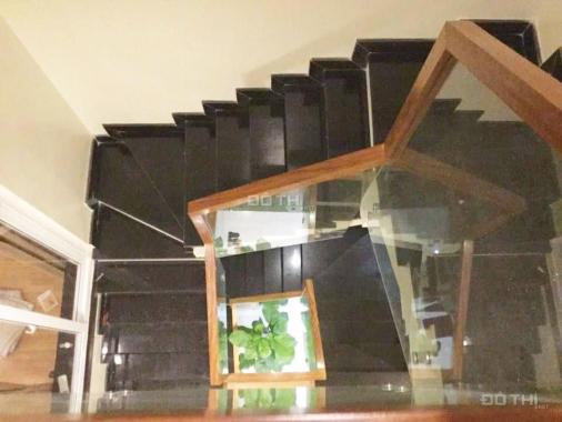Nhà 3 tầng, 2 mặt thoáng, ô tô đỗ cửa, Bà triệu, 50m2, 5.85 tỷ Hà Đông