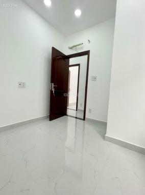 Chạy thận bán gấp nhà quận 2 1T 3L DTSD 400m2