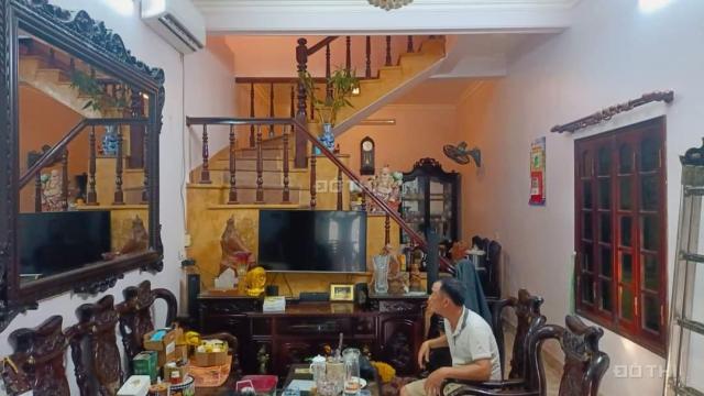 Bán nhà mặt phố vỉa hè Ngọc Hồi 56m 5 tầng mt 5m giá 6.45 tỷ 0904154168