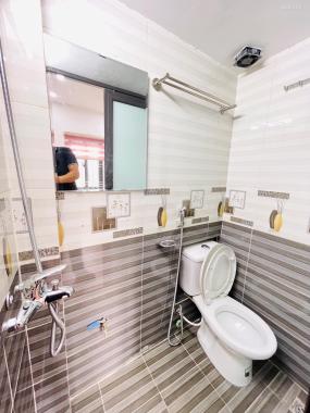 NHÀ PHỐ NGUYỄN KHẮC NHU-  NHÀ ĐẸP NỘI THẤT SANG SỊN 16M 5 TẦNG MT 4M 1.98 TỶ