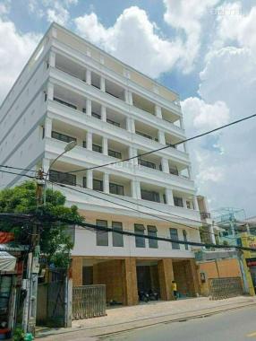 Bán tòa nhà văn phòng khu Bình Thạnh diện tích 658m2 đất có 7 tầng + sân thượng
