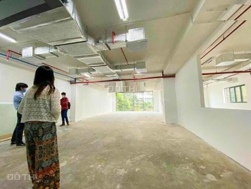 Bán tòa nhà văn phòng khu Bình Thạnh diện tích 658m2 đất có 7 tầng + sân thượng