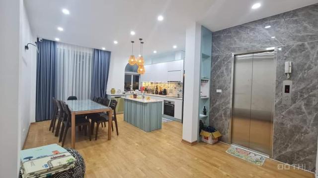 Bán nhà mặt phố TÂN MAI, HOÀNG MAI, 75M X 6T X 6M, GIÁ CHỈ 10 TỶ, Ô TÔ VÀO NHÀ, THANG MÁY