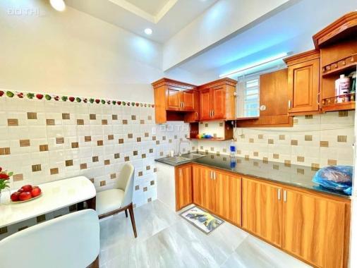 NHÀ ĐẸP LÔ GÓC 2 MẶT TIỀN ĐƯỜNG XE HƠI - GIÁ CHỈ 4 TỶ