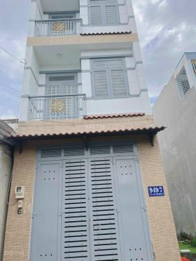Bán nhà sổ hồng riêng đường hà Huy Giáp, phường Thạnh Xuân, Quận 12 đúc một trệt, hai lầu