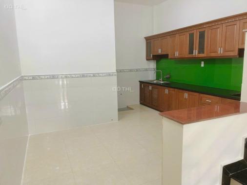 Bán nhà sổ hồng riêng đường hà Huy Giáp, phường Thạnh Xuân, Quận 12 đúc một trệt, hai lầu