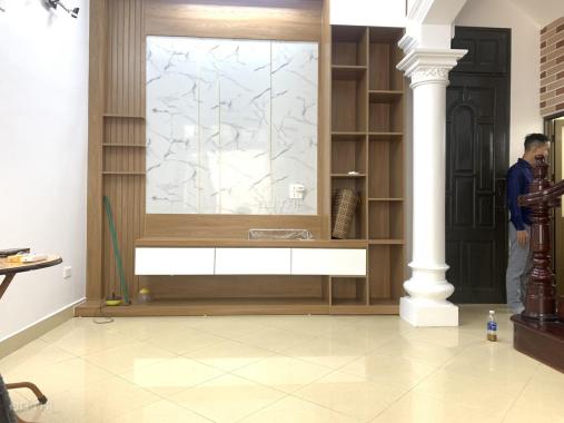 Bán nhà Hoàng Hoa Thám, Vĩnh Phúc, Ba Đình 73.4m2 xây 4 tầng, 2 mặt thoáng giá 5.8 tỷ