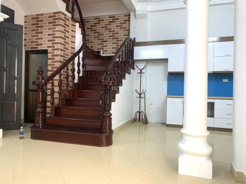 Bán nhà Hoàng Hoa Thám, Vĩnh Phúc, Ba Đình 73.4m2 xây 4 tầng, 2 mặt thoáng giá 5.8 tỷ