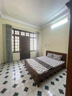 Ô tô đỗ ngõ cực rộng gần 40m2 4 tầng nhỉnh 3 tỷ Kiến Hưng Hà đông
