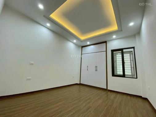 Bán nhà đẹp tại Hồ Tùng Mậu, phường Phú Diễn, Quận Bắc Từ Liêm, Hà Nội xây 5 tầng