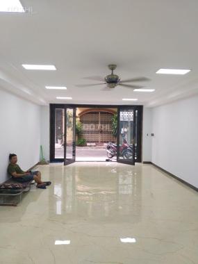 Bán nhà riêng tại Phố Hoàng Cầu, Phường Ô Chợ Dừa, Đống Đa, Hà Nội diện tích 80m2 giá 30.5 Tỷ