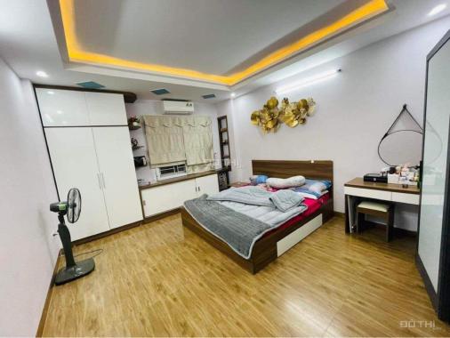 Bán nhà ngõ 35 Hoa Bằng, Yên Hòa, Cầu Giấy 35m2 xây 5 tầng, cách đường ô tô 10m giá 4.95 tỷ
