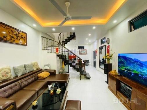 Chủ cần bán nhà 4 tầng Doãn Kế Thiện, DT 50m mặt tiền 4.6m các 15m ô tô đô giá 6 tỷ:0981,129,026