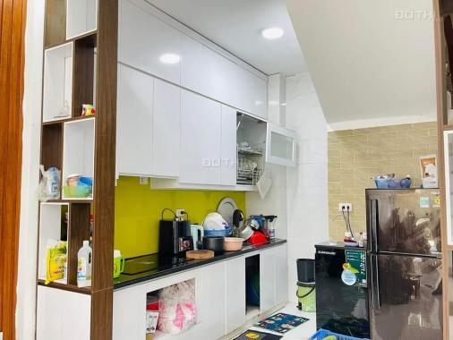 Chủ cần bán gấp nhà 40m 4 tầng ô tô đỗ qua nhà đỗ dừng thoải mái nhỉnh 3 tỷ