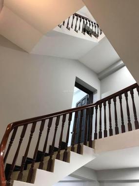 Phòng 25m2 Cộng hòa P12 Tân Bình hẻm xe hơi sạch mới rẻ bao điện nước