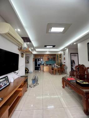 Cực hiếm chung cư Xuân Mai, Hà Đông, Mới đẹp – lô góc – Tặng full nội thất, 120m2 – 3.3 tỷ..