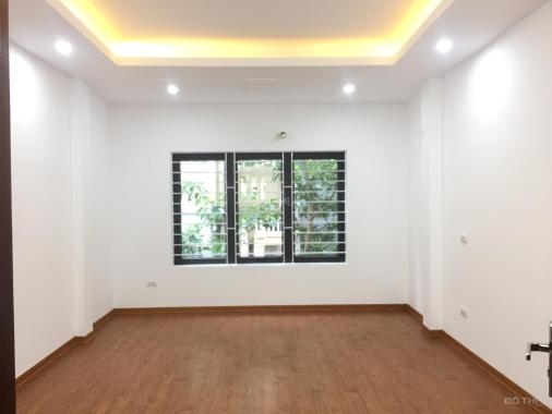 Bán nhà ngõ 173 Hoàng Hoa Thám, Ba Đình 35m2 xây 5 tầng mới, nhà đẹp ngõ rộng giá 4.6 tỷ