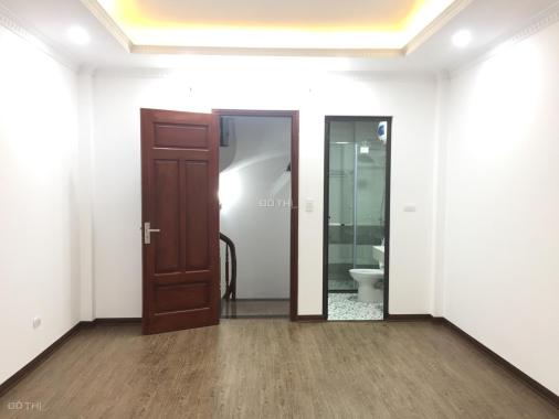 Bán nhà ngõ 173 Hoàng Hoa Thám, Ba Đình 35m2 xây 5 tầng mới, nhà đẹp ngõ rộng giá 4.6 tỷ