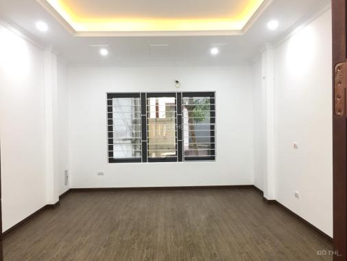 Bán nhà ngõ 173 Hoàng Hoa Thám, Ba Đình 35m2 xây 5 tầng mới, nhà đẹp ngõ rộng giá 4.6 tỷ